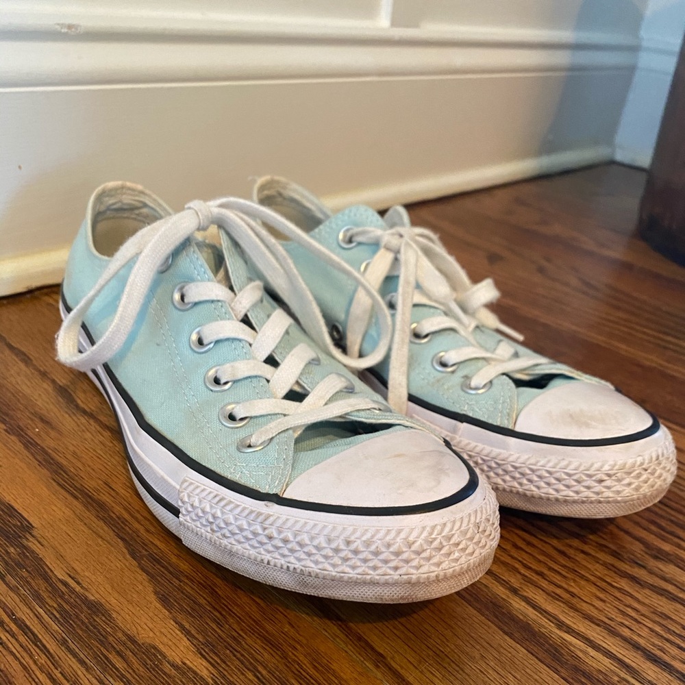 Converse light blue double tongue